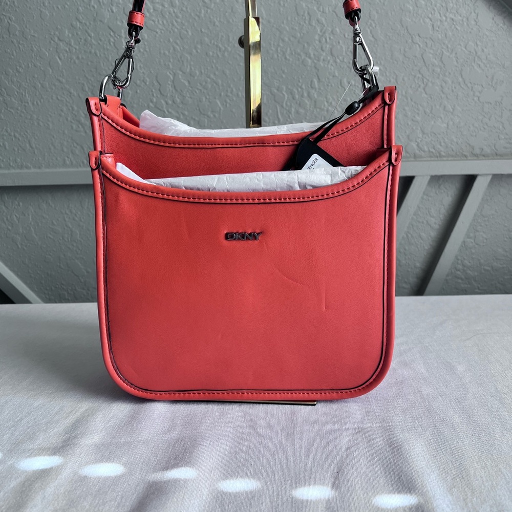 NWT DKNY Brook Vegan Leather Messenger Crossbody Bag